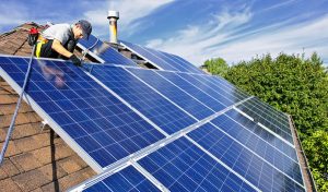 Service d'installation de photovoltaïque et tuiles photovoltaïques à Erdeven